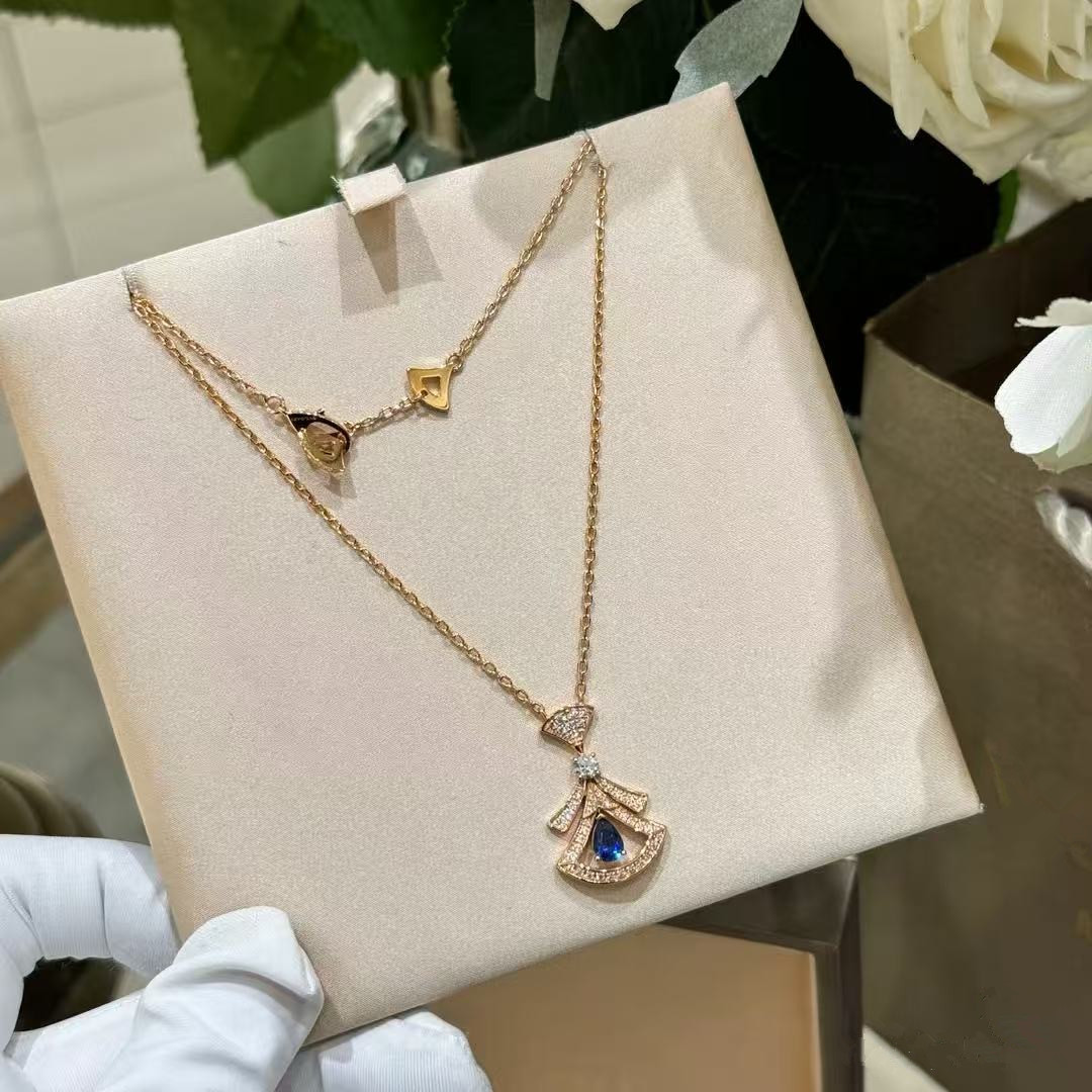 精工版蓝宝石小扇项链