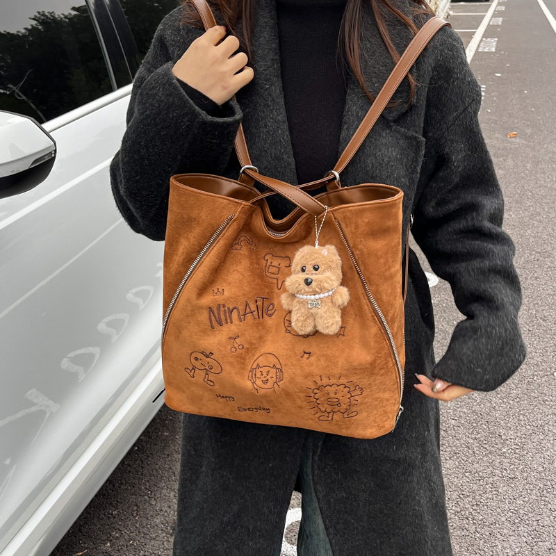 棕色双肩包包女式2025新款大容量可爱通勤包学生党上课书包托特包