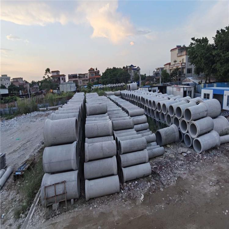 水泥制品厂现货供应水泥涵管混凝土排水管钢筋混凝土二级管