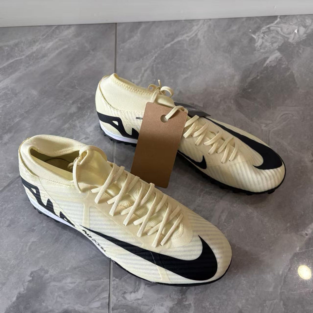 Nike/耐克 Zoom SuperFly 9 TF 碎钉 男子足球鞋 DJ5629-700