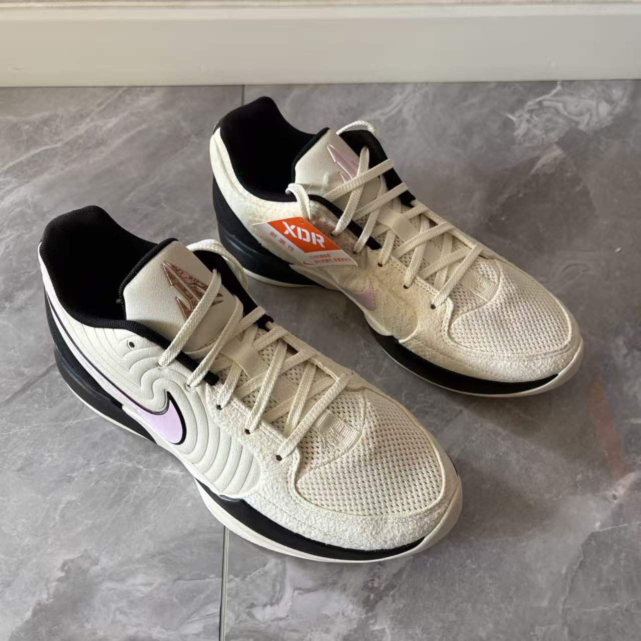 Nike/耐克 JA2 米黑 莫兰特2代 男子低帮实战篮球鞋 FD7327-100