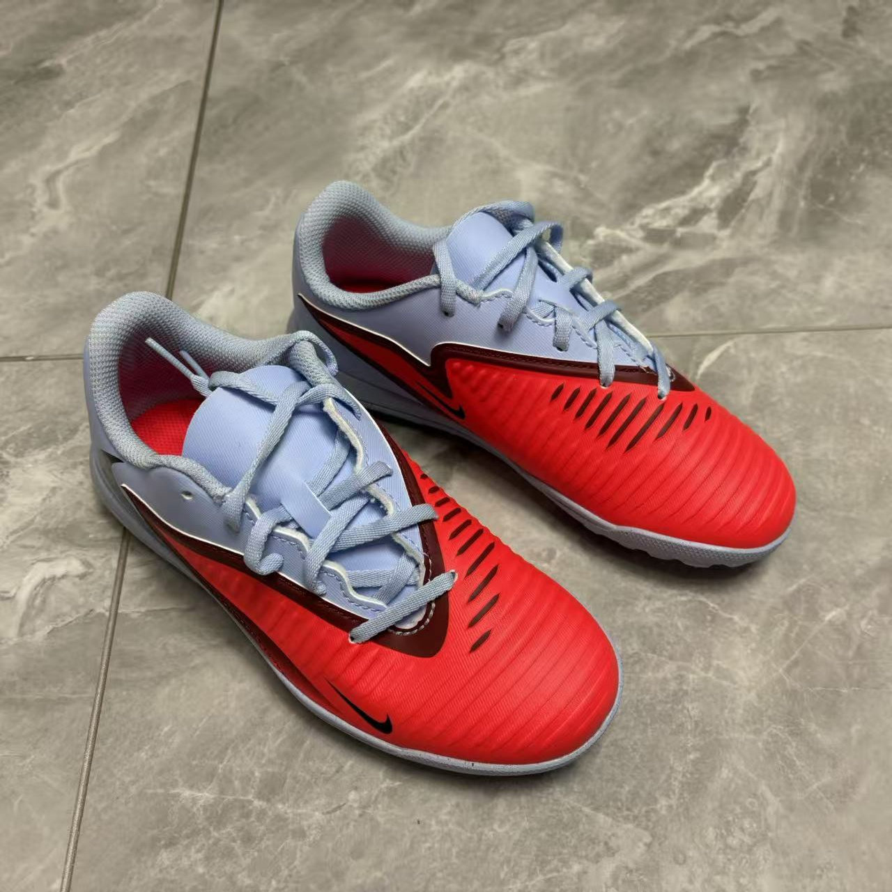Nike/耐克 Phantom 6 TF 暗煞儿童大童缓震训练足球鞋 HQ2006-400