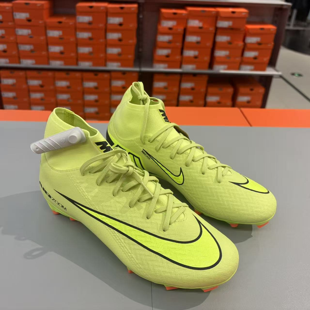 Nike/耐克 男子刺客16FG/MG中端混合钉运动比赛足球鞋 FQ1456-300