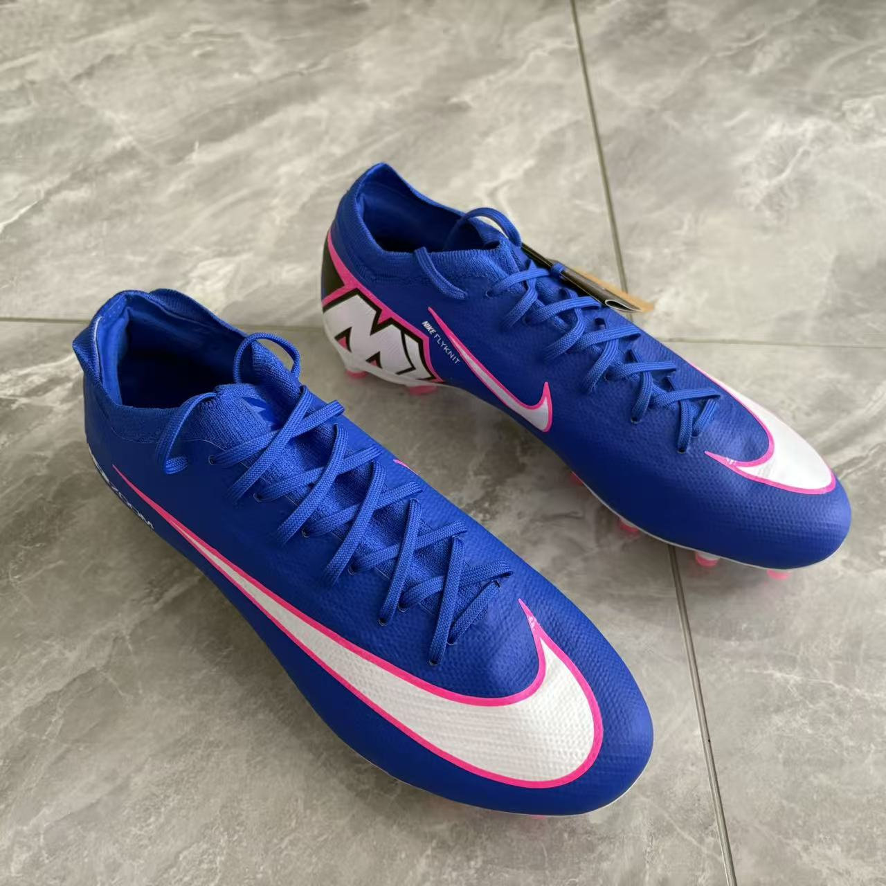 Nike 刺客16次高端AG-Pro短钉成人训练足球鞋男 FQ8684-446-300