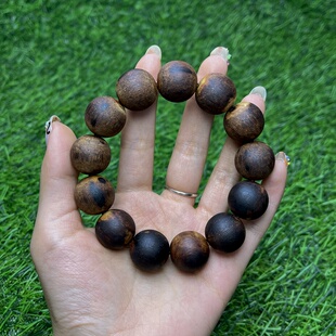 天然小叶降真香手串1.8圆珠单圈爆香级深黄绿油藤品软糖金丝猫推