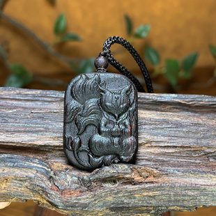 天然降真香雕刻九尾狐吊坠凤九吊坠香木文玩牌子挂牌挂件