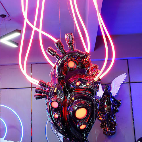 玻璃钢科幻心脏LED发光落地摆件