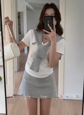2026夏季新款套装女配披肩小马V领短袖T恤+半身裤裙减龄三件套潮