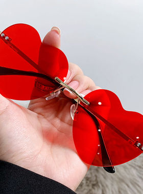 2025新款心形太阳镜男女欧美跨境爱心墨镜炫彩海洋片网红个性眼镜