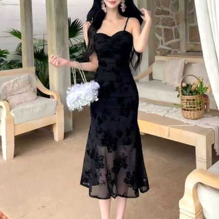 2025夏季新款连衣裙女国风复古收腰显瘦抹胸吊带裙弹力纱鱼尾长裙