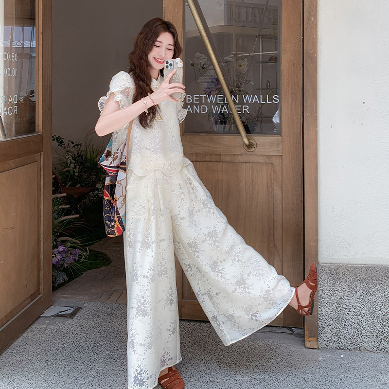 新中式气质米白色两件套女夏季2025刺绣木耳边上衣阔腿裤日系套装,女装套装/套裙,2C007