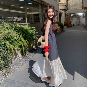 撞色拼接无袖v领连衣裙女2025夏季新款法式小香风气质显瘦背心裙图片