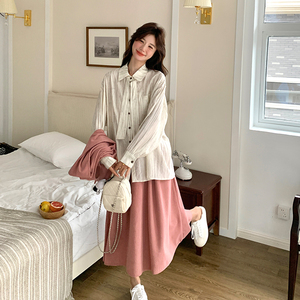 小个子粉色衬衫连衣裙马甲套装女2025春季新款设计感温柔风两件套图片