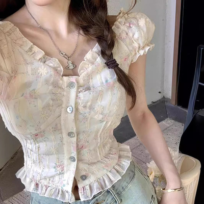 2026法式高级感甜辣小碎花上衣女短款一字肩短小衫设计感夏季短袖