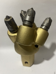 光伏引孔机加宽中心钻头螺旋钻机加强C21猫爪桩机前端硬岩定位齿