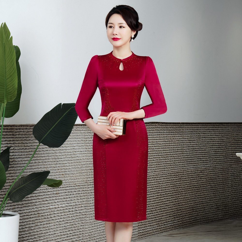 2022秋季新款改良旗袍婚宴妈妈装气质醋酸缎连衣裙中老年女装批发