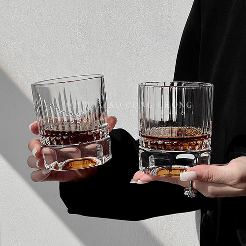 北欧简约风高级感威士忌酒杯