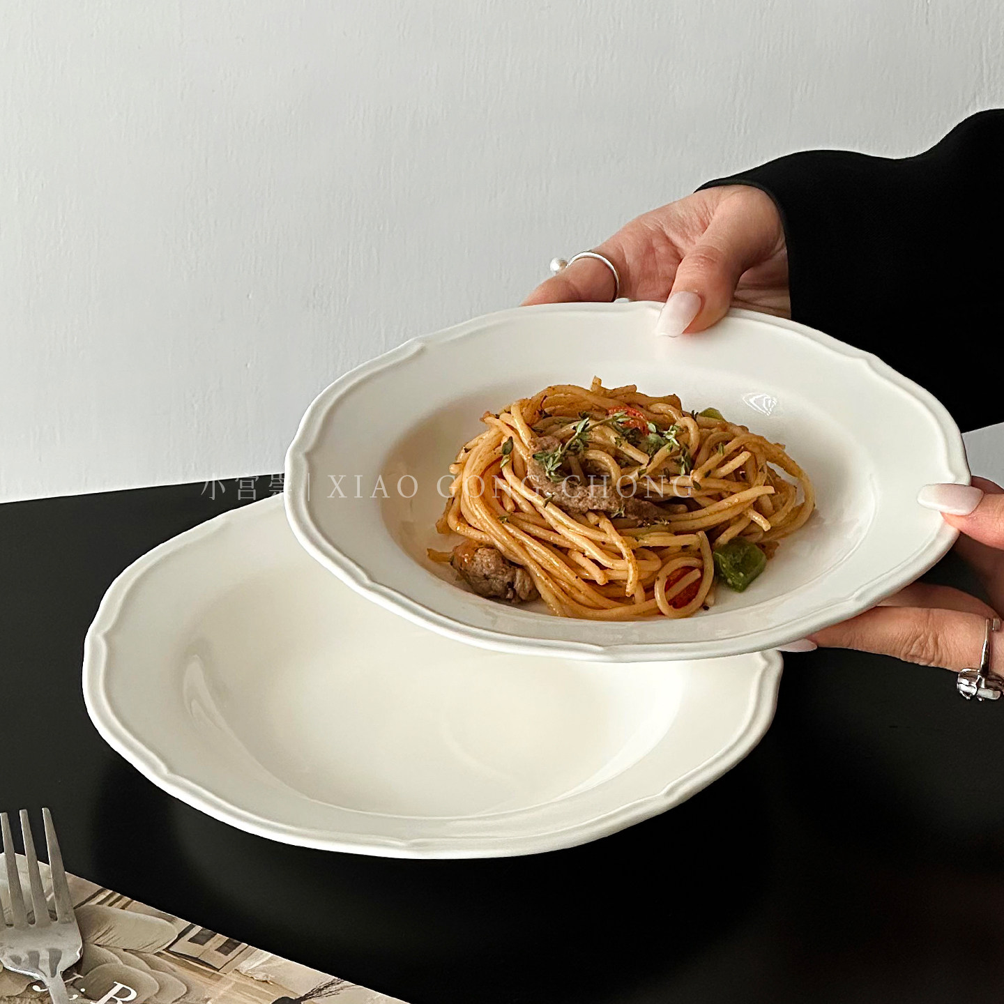 法式复古浮雕花边陶瓷盘ins风纯白意面盘汤盘西餐盘蛋糕盘甜品盘