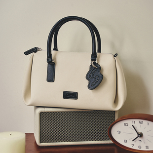 omto燕麦捏捏枕头包25年秋冬新款吐司包女休闲通勤单肩包斜挎包