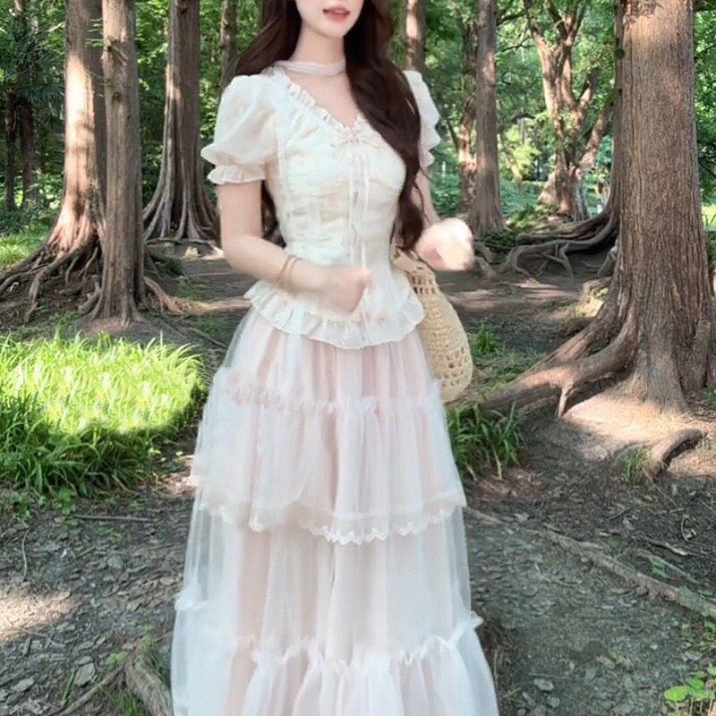 法式甜美温柔蕾丝上衣连衣裙女夏漂亮网纱蛋糕长裙子穿搭一整套装