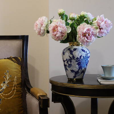 Edelweiss中式浮雕青花瓷手绘陶瓷花瓶