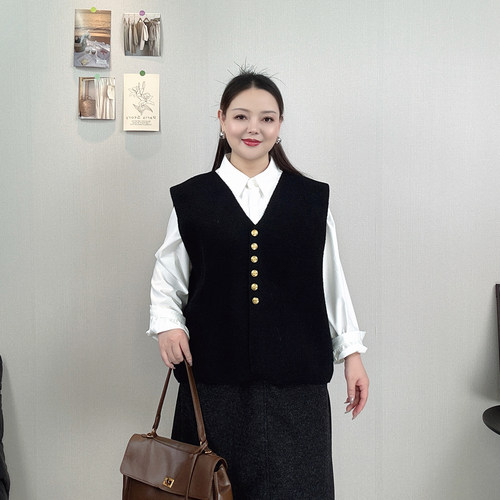 V领针织马甲女大码洋气坎肩外套