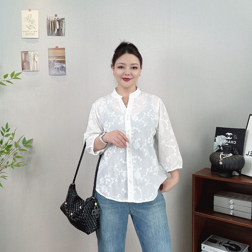 大码夏新款刺绣七分袖衬衫女显瘦