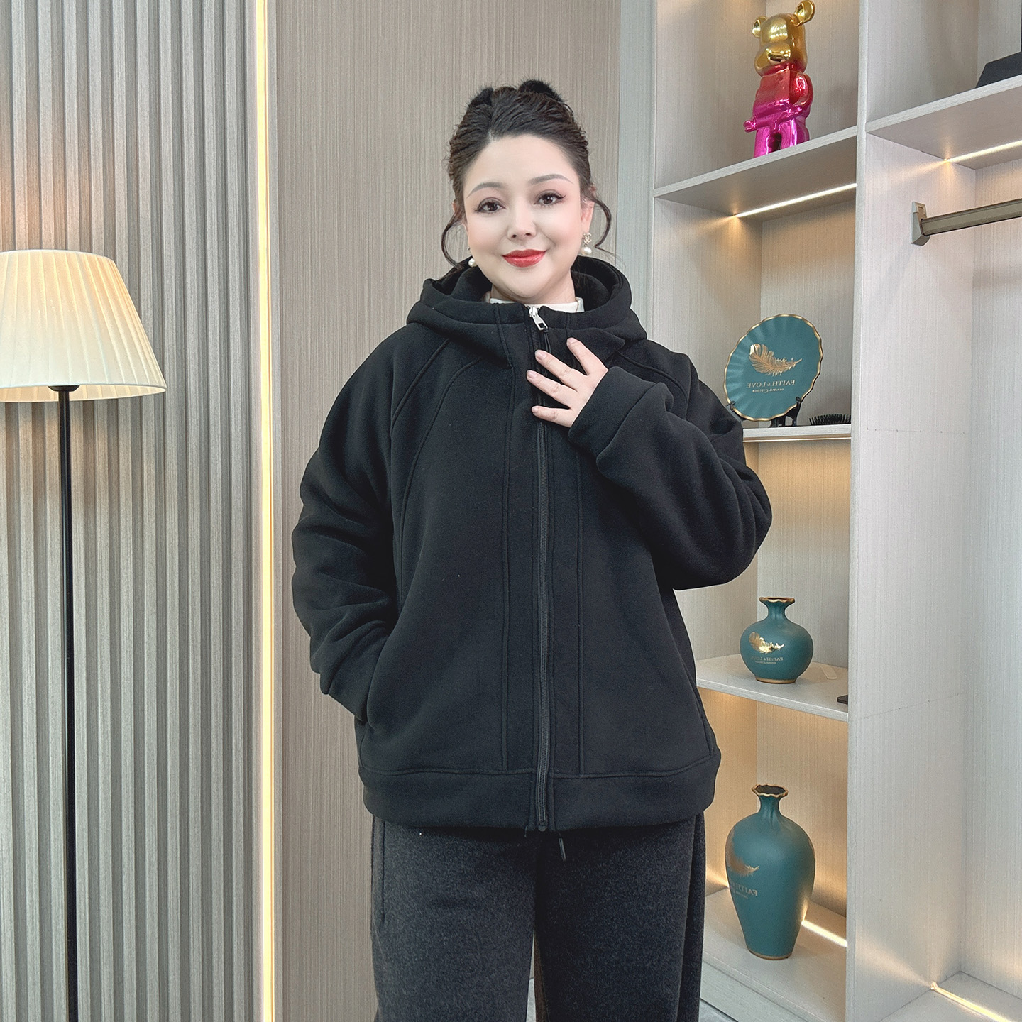 大码女装加绒加厚连帽卫衣女外套