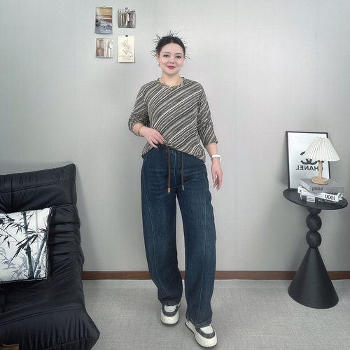 复古松紧高腰直筒牛仔裤女休闲裤