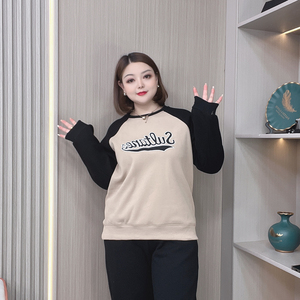 大码慵懒风插肩卫衣女冬季2023新款加绒加厚胖mm宽松遮肚休闲上衣