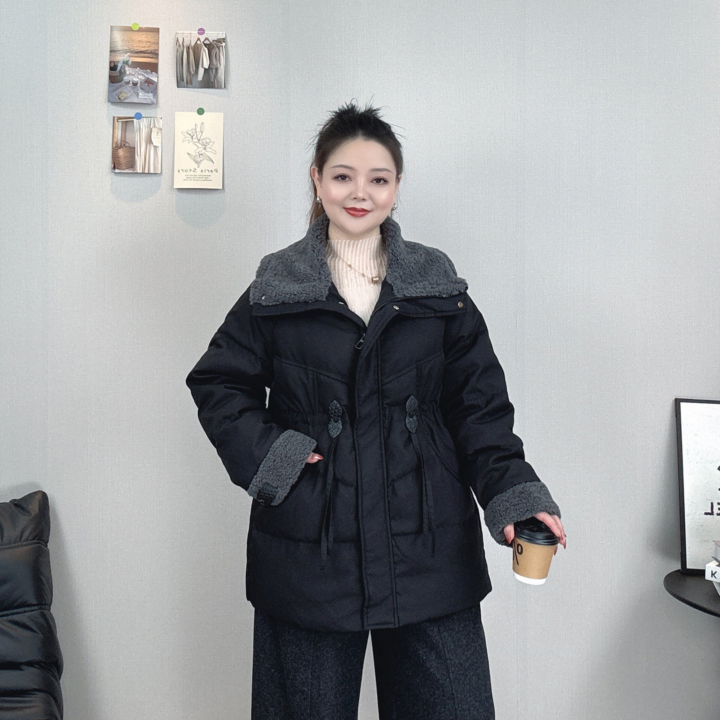 收腰显瘦毛领白鸭绒保暖羽绒服女冬装大码宽松休闲时尚黑色厚外套