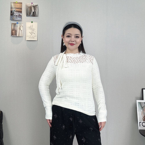 蕾丝拼接长袖打底衫女秋大码上衣