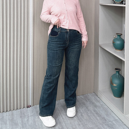 大码春秋弹力高腰牛仔裤女直筒裤