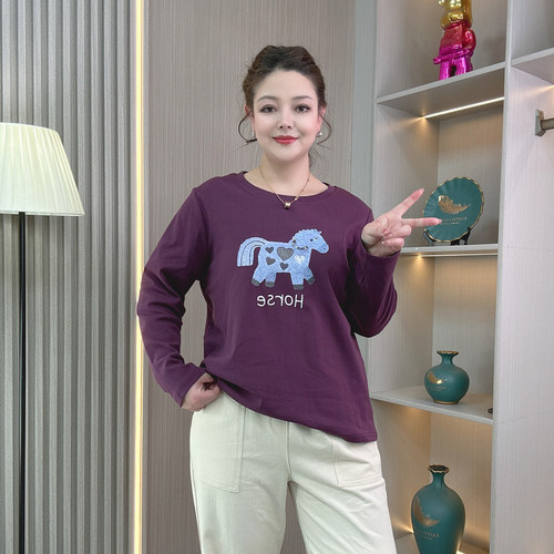 大码女装小马印花长袖T恤女上衣