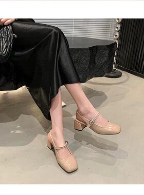 法式方头玛丽珍女粗跟一字带扣后空凉鞋轻熟风百搭女鞋LSB2520-2