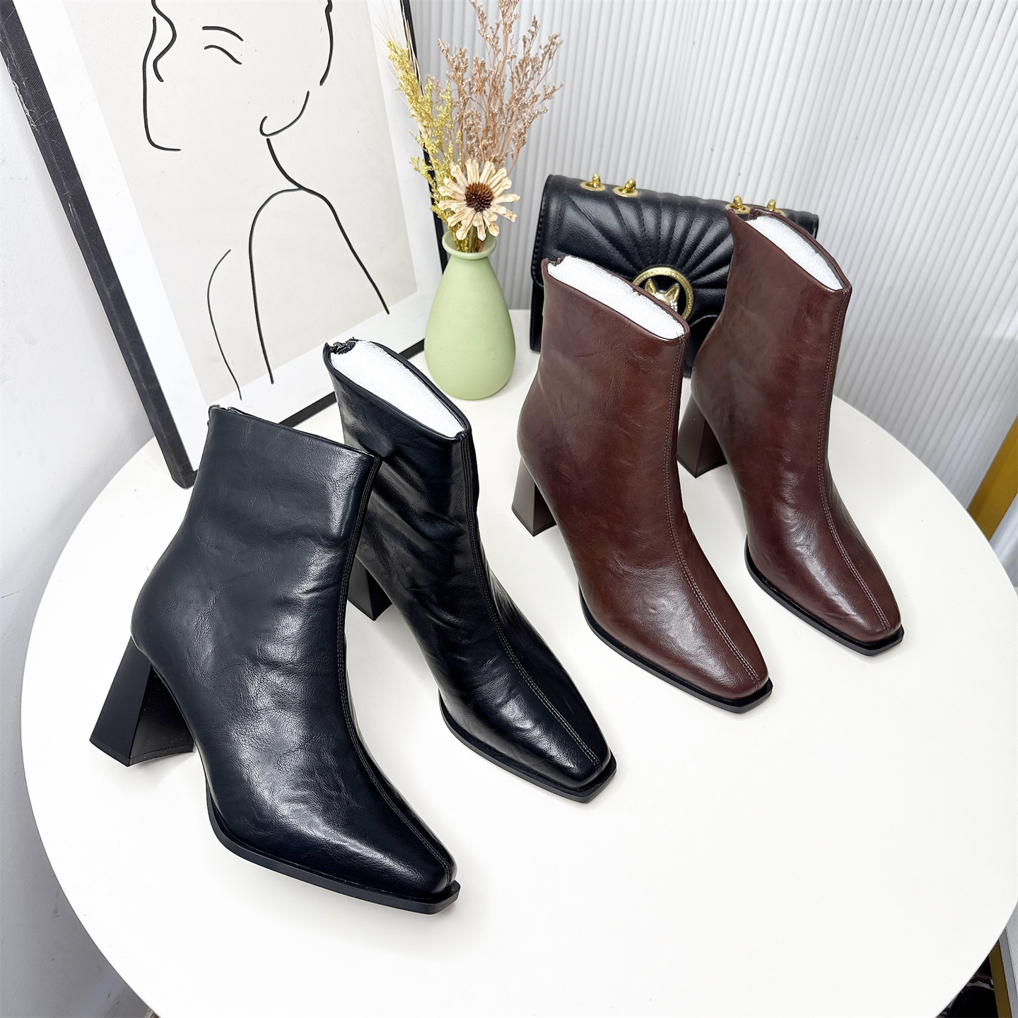 法式尖方头粗跟短靴女气质百搭瘦瘦靴时装靴通勤工作鞋72337