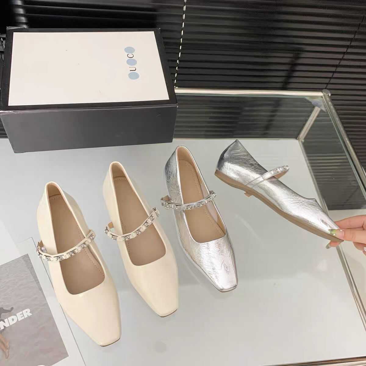 日常一脚蹬舒适女款鞋子浅口法式