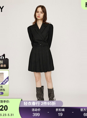 SLY 清冷知性风气质附腰带收腰垫肩西装百褶连衣裙030HAA33-2191
