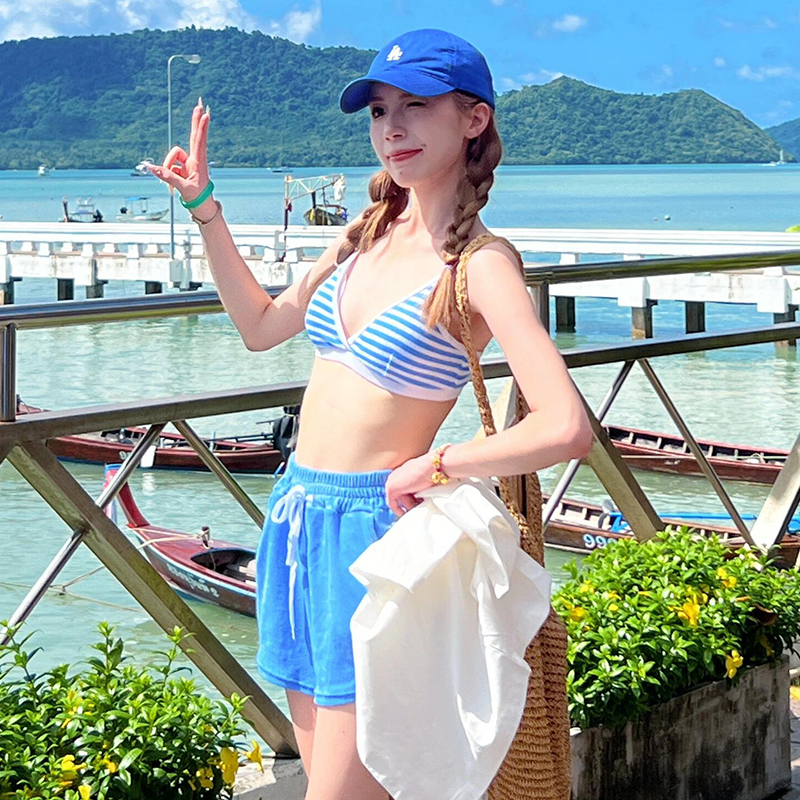 韩系多巴胺条纹分体吊带平角裤比基尼小胸三件套泡温泉度假泳衣女