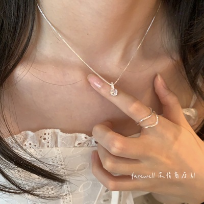 清冷感纯欲银质复古高级感锁骨链