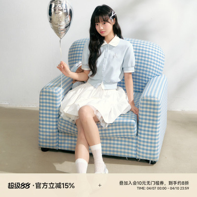 娃娃领撞色假两件上衣