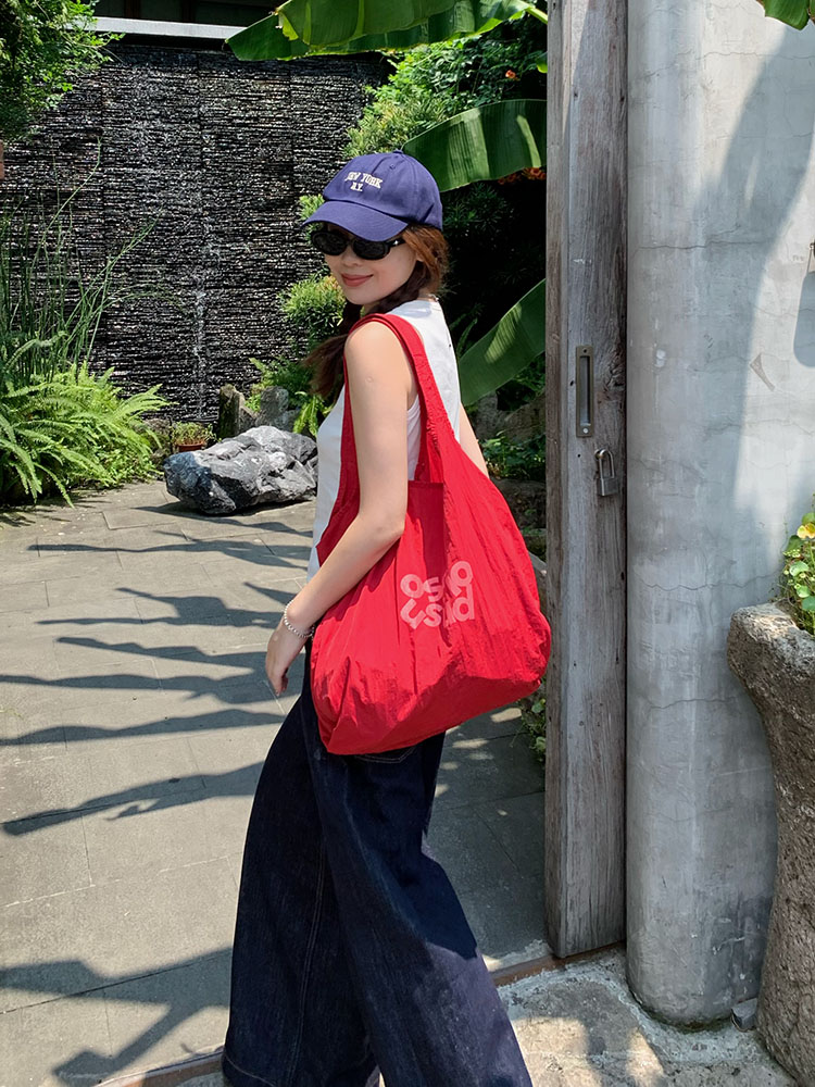 幸运商店ins风字母印花尼龙布魔术贴单肩包韩系大容量慵懒风女包