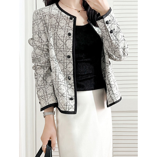 悠扬50姆米蚕丝D家香风感小外套