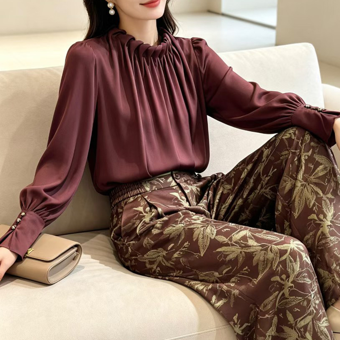 YouYoung悠扬|法式通勤风真丝衬衫女长袖圆领褶皱上衣秋装百搭