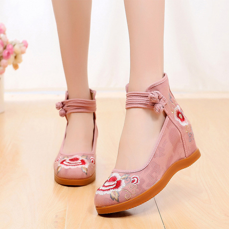 Old Beijing Embroidered shoes The increase in With slope High-heeled Retro Ethnic style Spring and summer quality goods Ladies Cloth shoes Chinese stylein the Women's Shoes, Low shoe, Cloth shoes category - from Buy2taobao.com to provide professional Taobao agent buy service