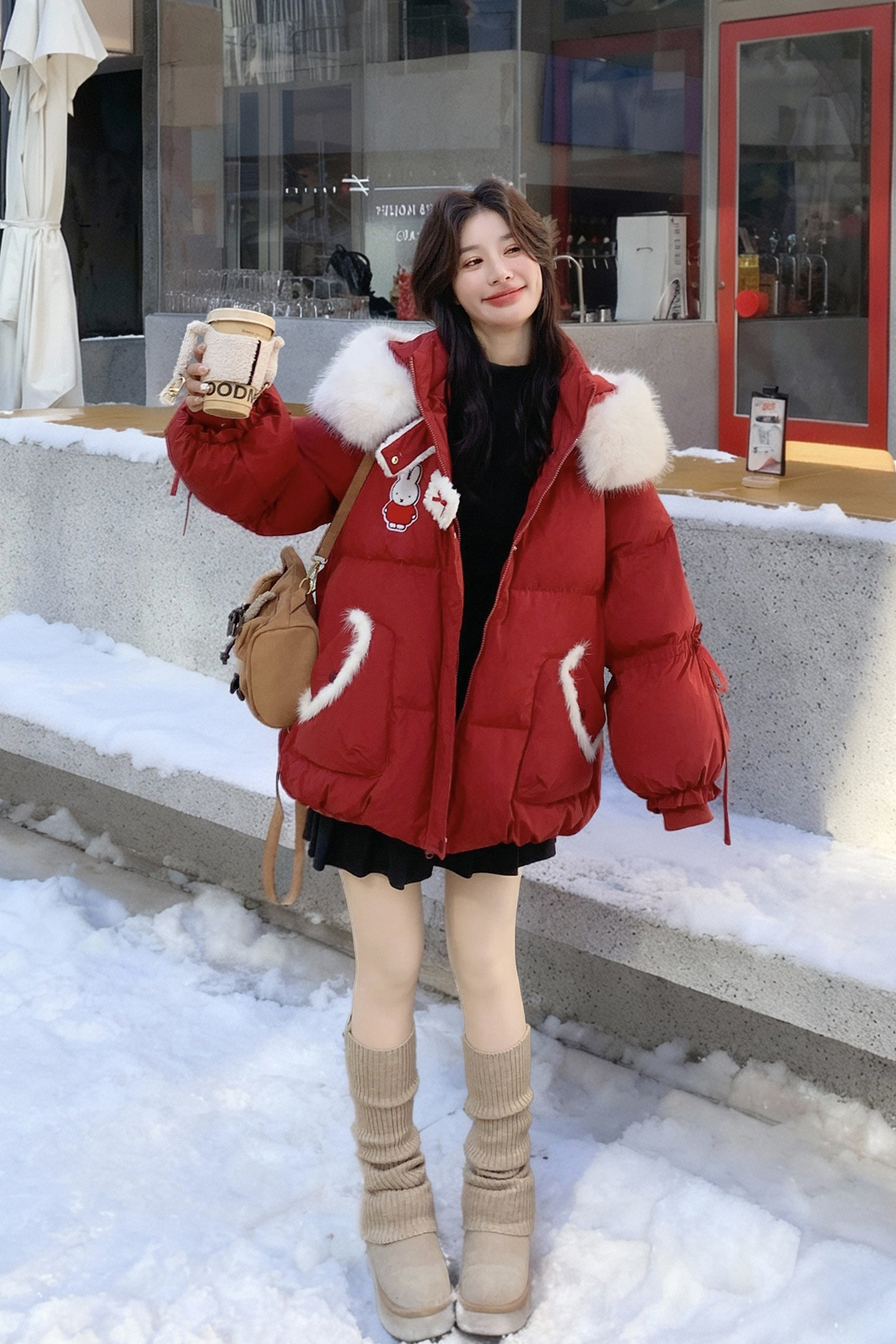 大毛领连帽红色羽绒服女冬超火好看高级小众漂亮加厚面包服短外套,女装羽绒服,2D152