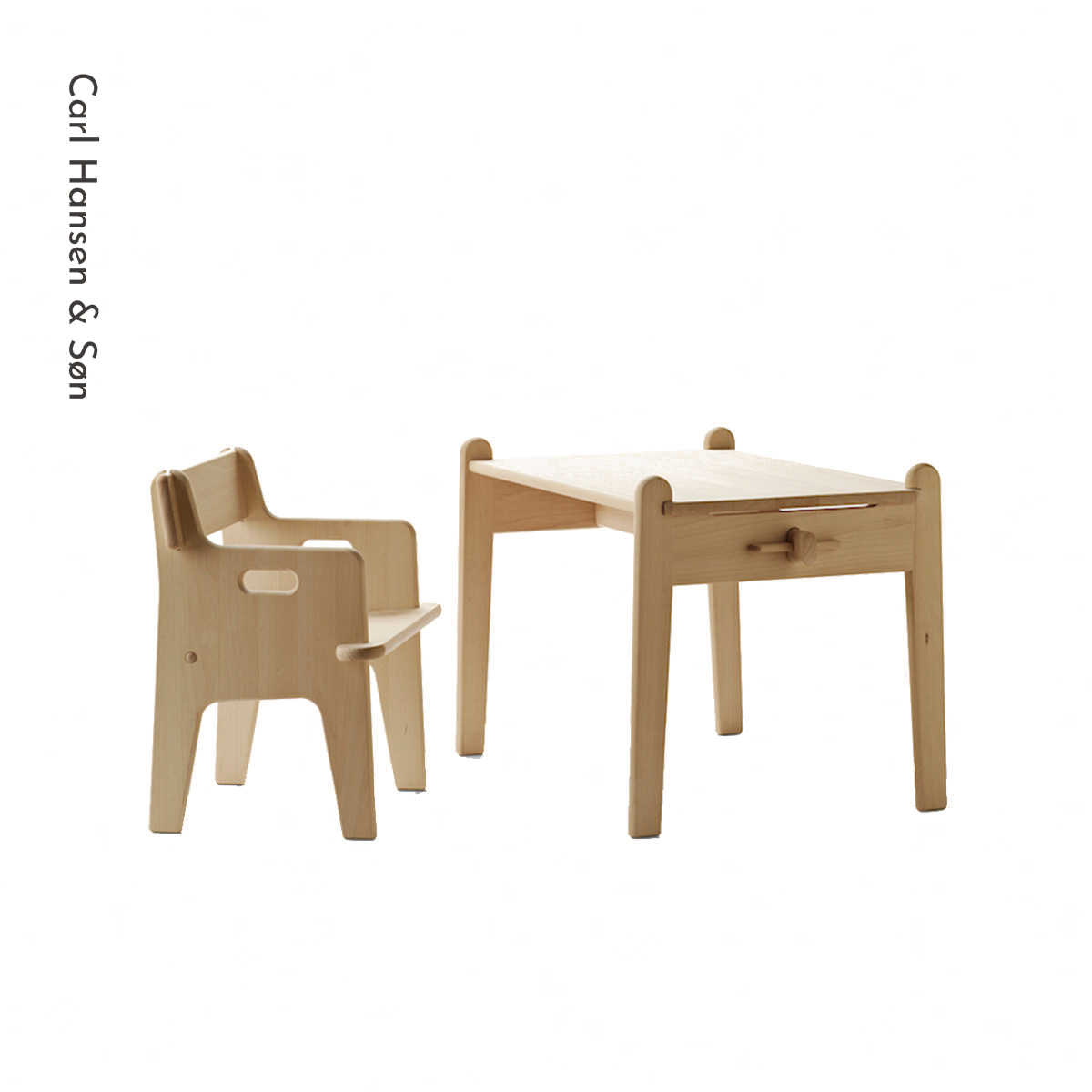丹麦 Carl Hansen CH410/CH411 小彼得儿童桌椅 Wegner 设计