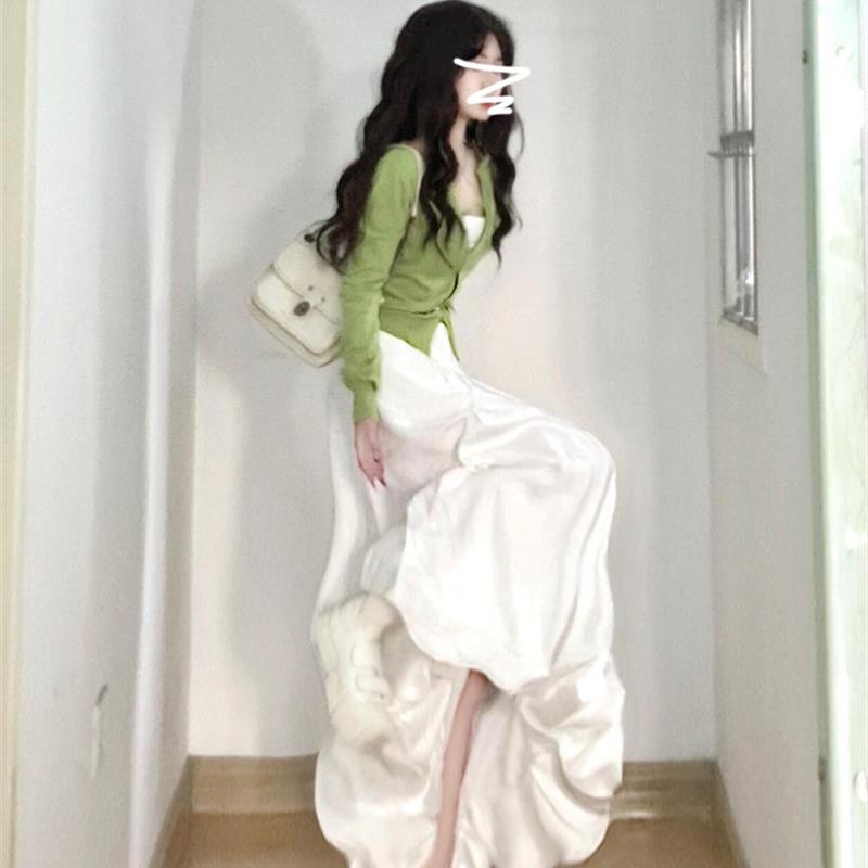 2025新款高级感法式长袖连衣裙子女开春季穿搭小个子花苞长裙套装