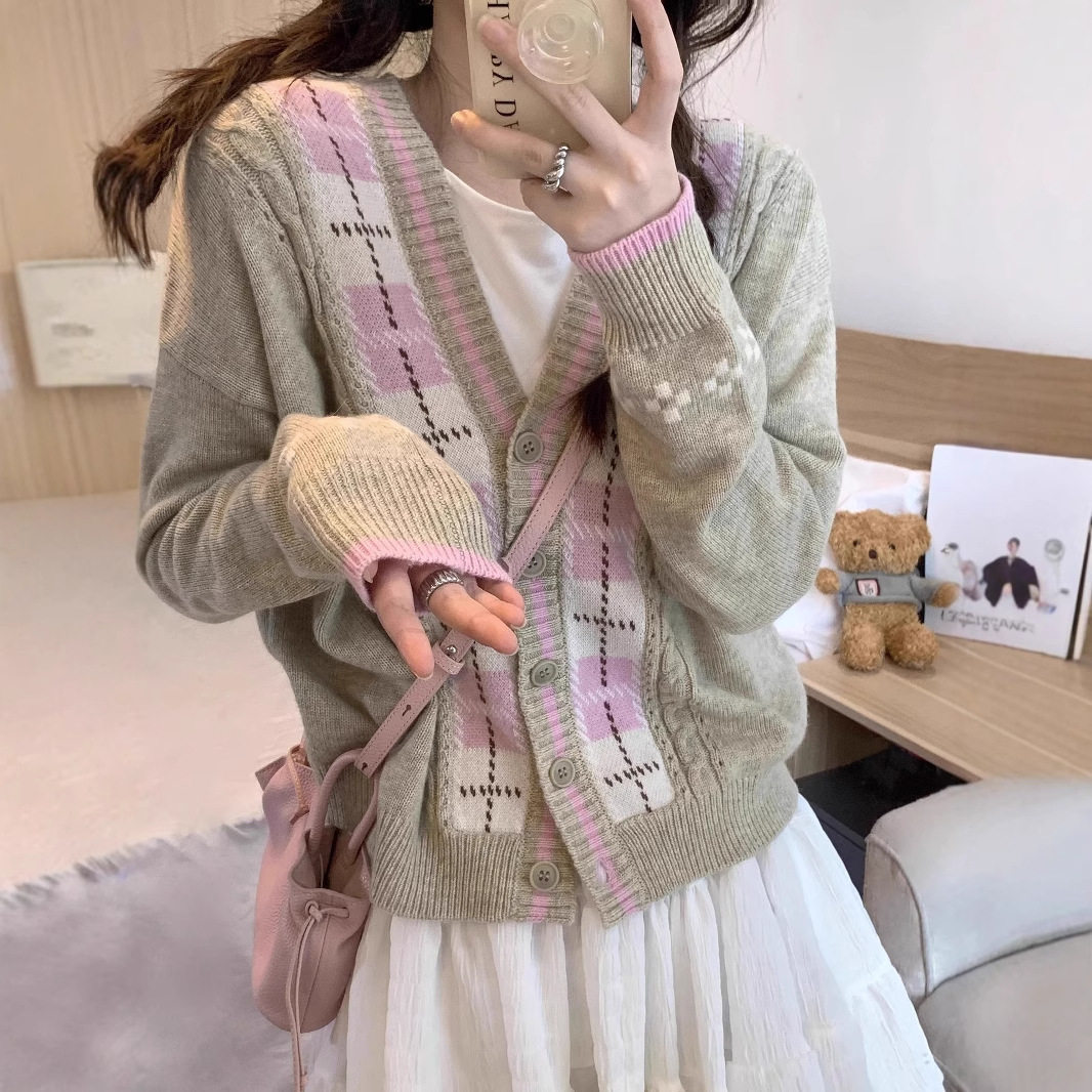 新款 来西V领外搭休闲长袖针织衫外套上衣氛围感V领复古女毛衣,女装/女士精品,毛衣,淘宝优惠券,粉丝福利购,淘宝优惠卷