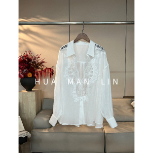 大V领重工镂空刺绣苎麻上衣26021 花滿林